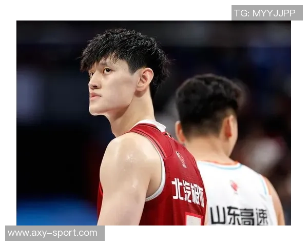 媒体人认为曾凡博不应被特别对待上场时间应适度减少 媒体人认为曾凡博不应被特别对待上场时间应适度减少