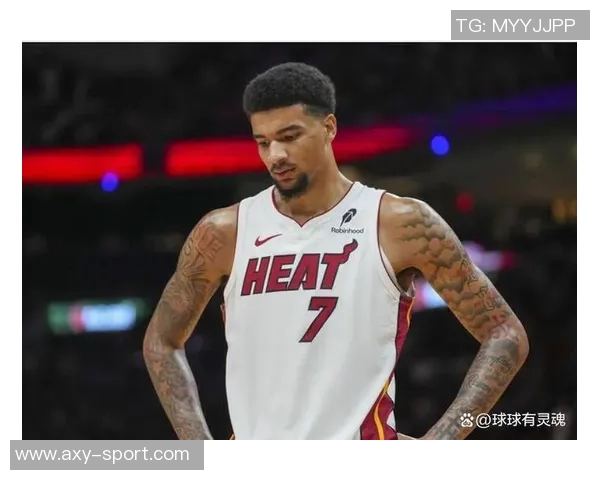 韦尔半场表现出色9投5中贡献12分7篮板1次抢断展现文班实力 韦尔半场表现出色9投5中贡献12分7篮板1次抢断展现文班实力